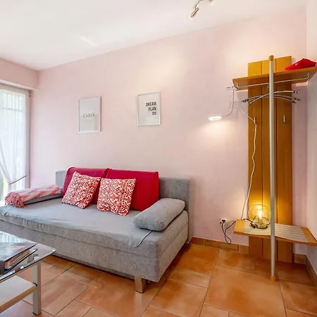 Gaestehaus Muehlenhof - Spaetburgunder Maring-Noviand