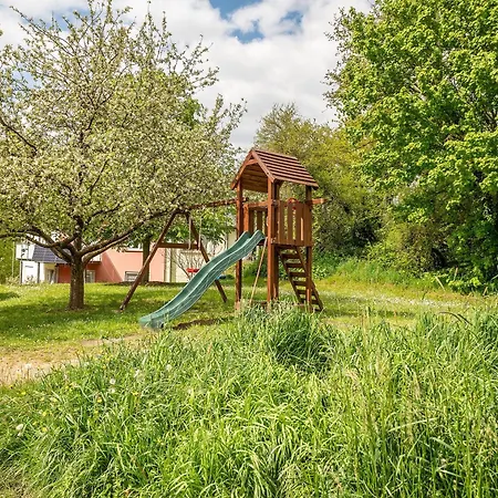 Gaestehaus Muehlenhof - Spaetburgunder Maring-Noviand